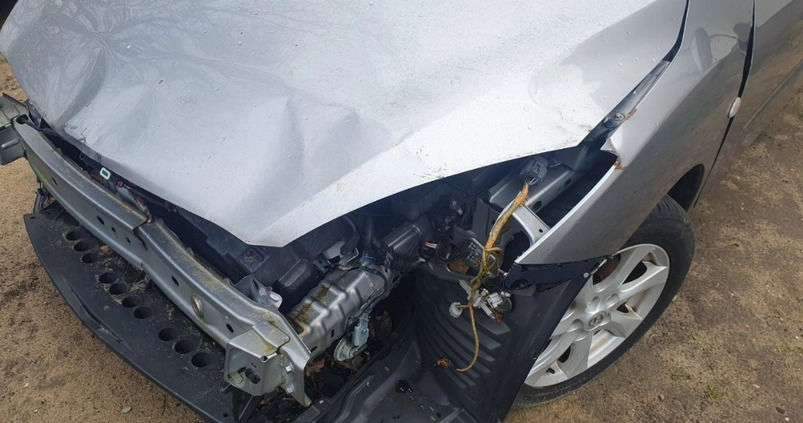 Mazda 3 cena 10500 przebieg: 149000, rok produkcji 2009 z Tłuszcz małe 29